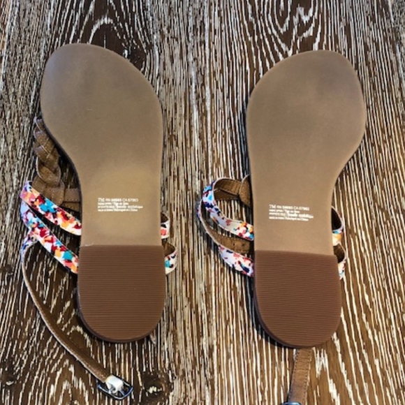 BP Multi-Colored Sandals - Picture 2 of 2